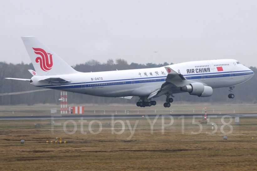 AirChina B-2472.jpg